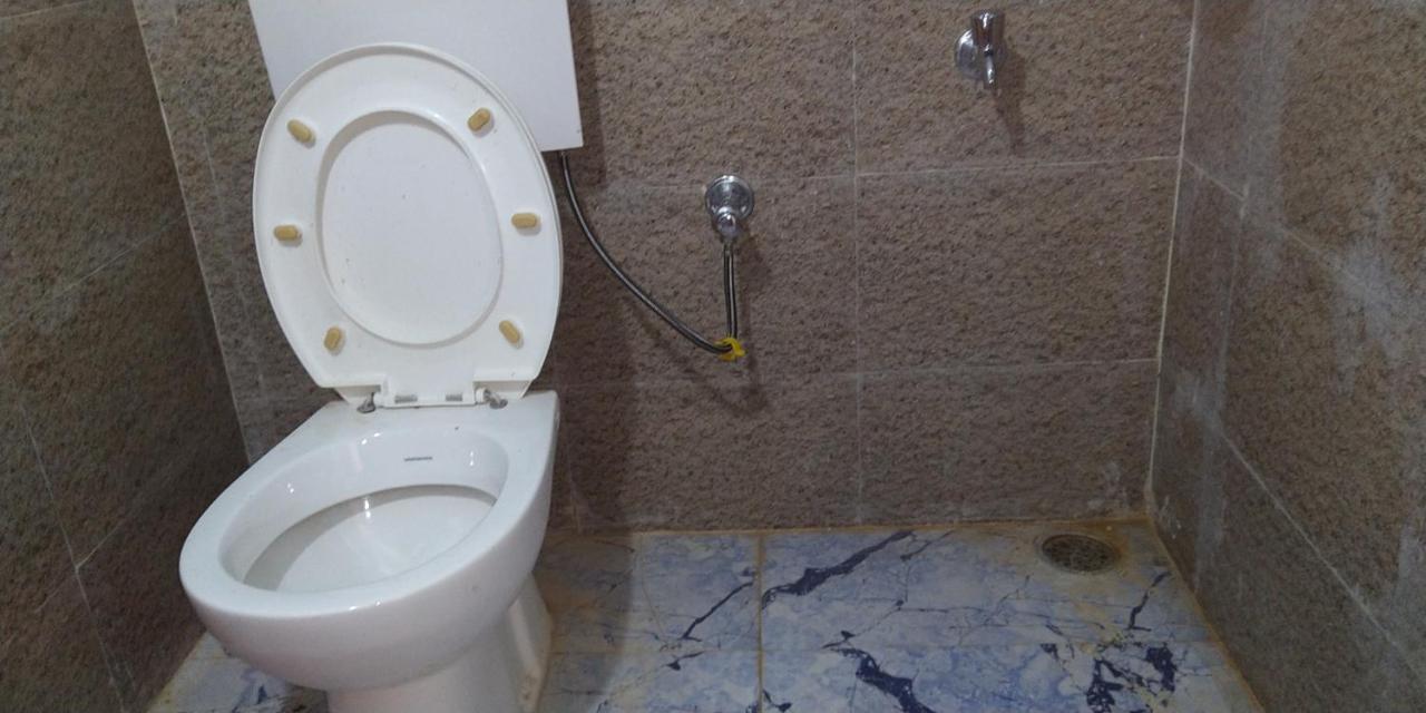 Hotel Devdoot Rājgīr Esterno foto