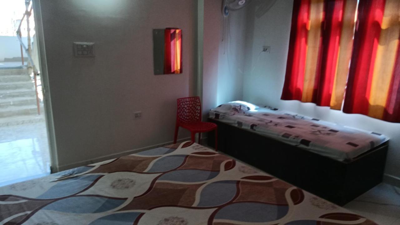 Hotel Devdoot Rājgīr Esterno foto